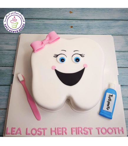 Baby's First Tooth Themed Cake - Tooth - 2D Cake - Girl 01