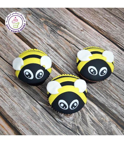 Bee Themed Cupcakes 01