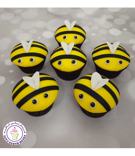 Bee Themed Cupcakes 02