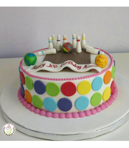Bowling Themed Cake 03