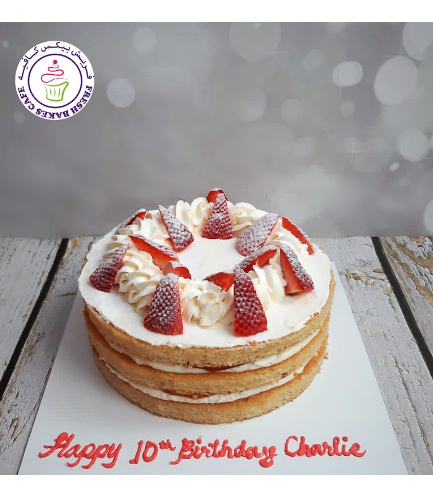 Strawberry Cream Cake - Naked Cake 01