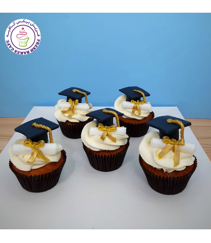 Cupcakes - Graduation Cap & Diploma 02b