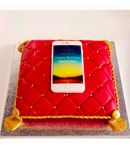 iPhone Themed Cake 01