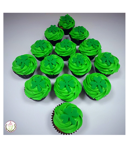 Irish Shamrock Themed Cupcakes 02