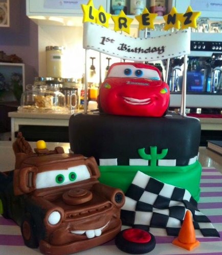 Cake - Disney Pixar Cars - Lightning McQueen & Mater 01a