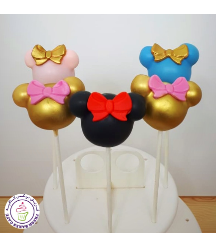 Minnie Mouse Themed Cake Pops 04