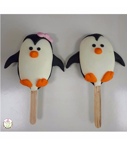 Penguin Themed Popsicakes